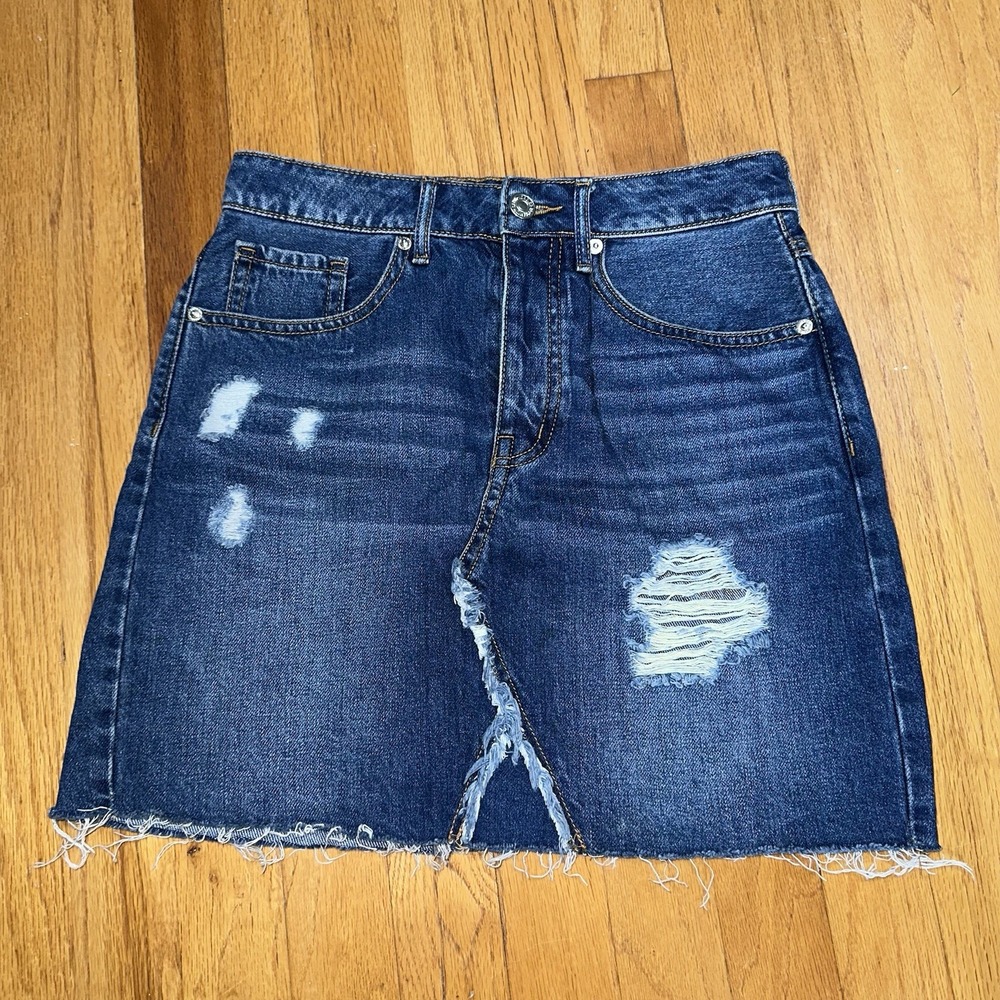 Forever‎ 21 Jean Mini Skirt Denin Distressed Raw Hem Y2K Button Fly S Grunge